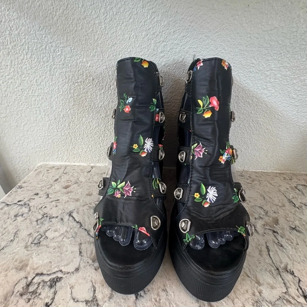 Black Floral High Platform Wedge Sandals